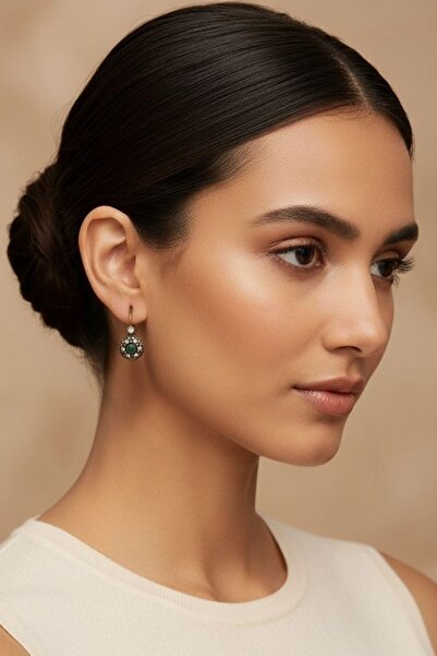 Süspüs Accessories YEŞİL TAŞ DETAYLI OTANTİK KÜPE