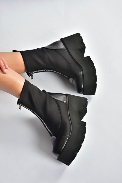 Fox Shoes V820008604 Γυναικείες μπότες με φερμουάρ με χοντρή σόλα από μαύρο ύφασμα