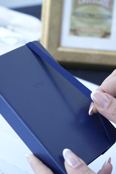 Victoria's Journals Classic 2026 Daily Agenda A6 (9X14 cm) Hard Cover Ivory 70Gr.