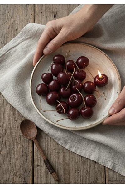 MoldsAndMore 6'lı Kiraz Mum Seti - Dekoratif ve El Yapımı