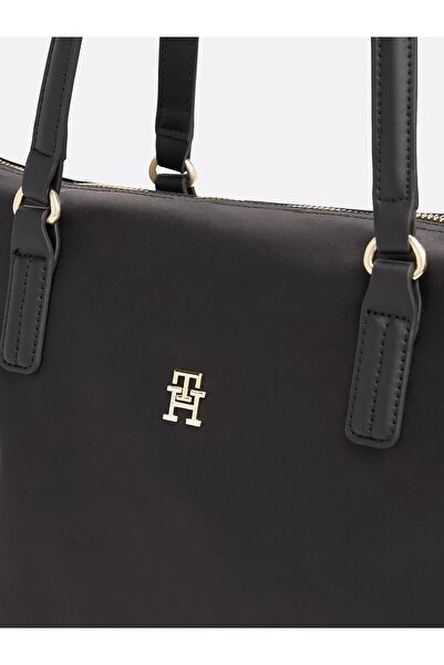 Tommy Hilfiger Kadın Logolu Deri Kart Bölmeli Günlük Kullanım Siyah Omuz Çantası AW0AW15639-BDS