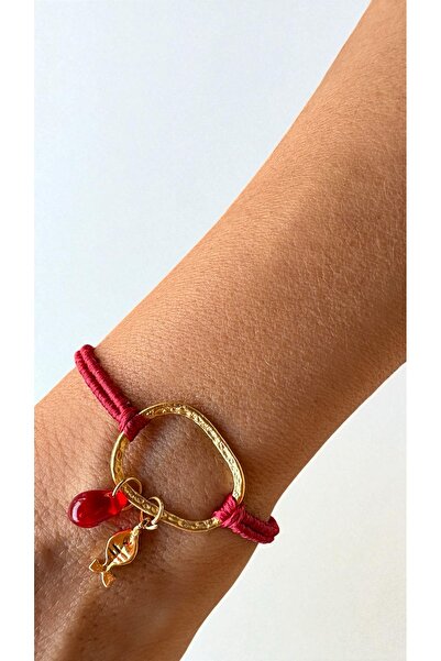 Bensei Takı Dükkanı Bensei Red Bracelet with Red Glass Beads and Brass Fish Accessories - New Year Collection
