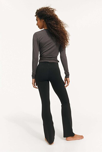 H&M Flared yoga leggings with SoftMove™ Lycra®