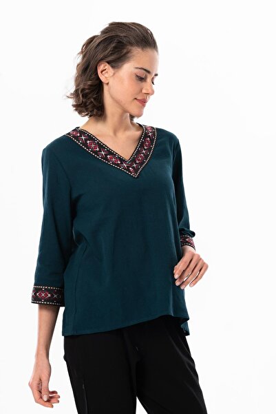 Eliş Şile Bezi Τριών τετάρτων μανίκι V-λαιμόκοψη κεντημένη ύφασμα Talya Sile καλοκαιρινή μπλούζα βενζίνη Ptrl