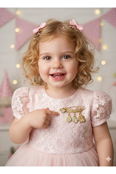 NeşeliAtölyem Maşallah Bebek Hediyelik Beyaz Yazılı Yaka Iğnesi Nazarlık