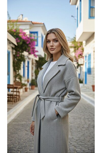 trendlina Dlouhý kabát s páskem v pase