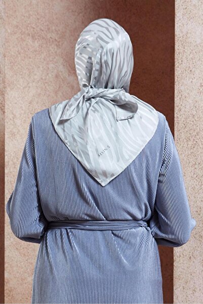 Alvina Eșarfă Jacquard Model Zebra ALVINA 8454