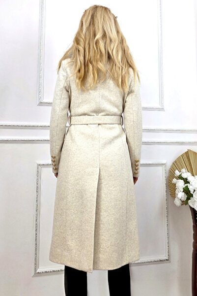 FashionForYou Coat with collar, detachable fur MABELL, and gold buttons, Cream