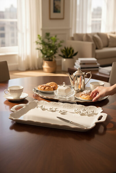 ROY KING KAPİTEMONTE KULPLU TEPSİ 38 CM