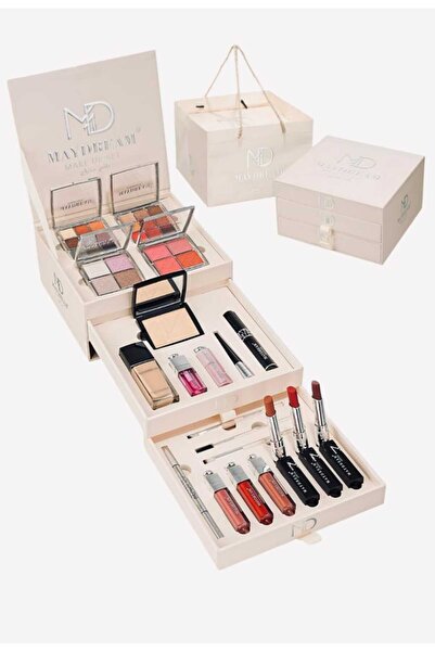 MAYDREAM طقم مكياج متكامل من – Make Up Set
