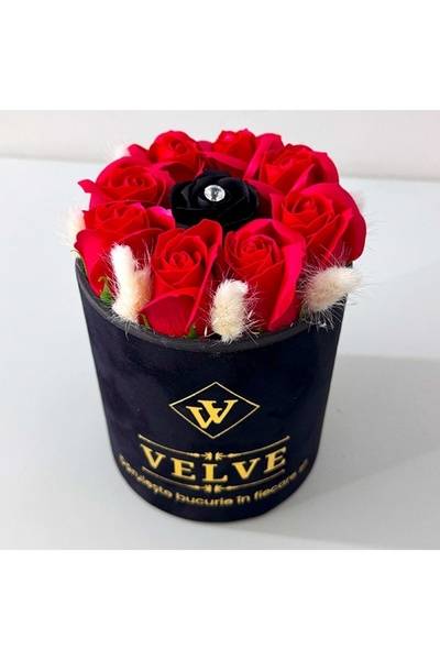 velve Aranjament floral VLV, cu 9 trandafiri de sapun, lagurus criogenat si c...
