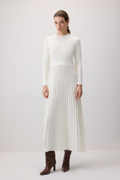 Touché Privé ΠΛΕΚΤΟ ΦΟΡΕΜΑ