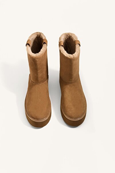 Oysho Süet platform tabanlı çizme