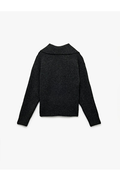 Koton Pulover tricotat cu mânecă lungă, cu jumătate de nasturi, cu guler polo lat, cu ajustare normală