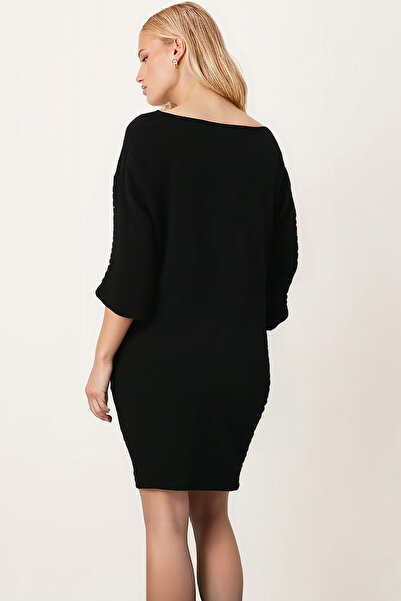 armonika Γυναικείο φόρεμα με μαύρο λαιμόκοψη με μανίκια με μαλακή υφή ARM-26K001039