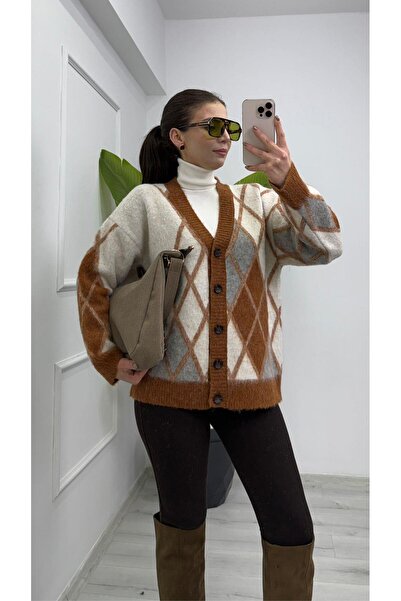 TUNAM BUTİK 60989 سترة تريكو منقوشة برقبة على شكل حرف V، لون كراميل