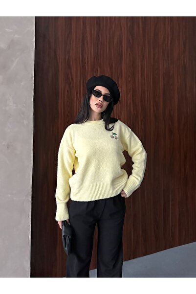 DİMA FASHİON Cherry Embroidered Yumoş Sweater
