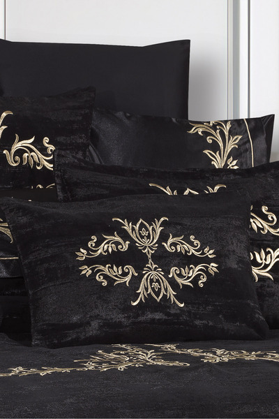 LEYDİ HOME Derek 10 Parça Çeyizlik Nevresimli Pike Takımı Yatak Örtüsü