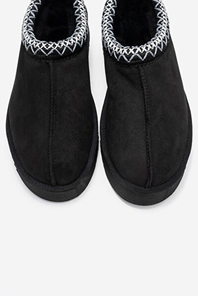 LuviShoes Γυναικείες χειμερινές παντόφλες με χοντρή σόλα AVELIA από γνήσιο δέρμα μαύρου σουέτ