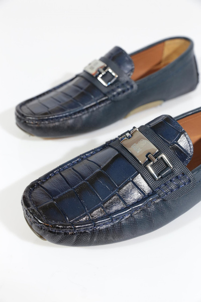 DGN 1014 Men's Comfort Shoes with Metal Accessories