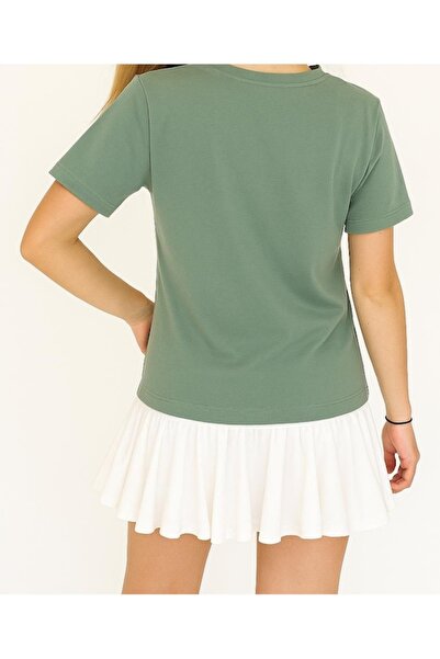 OEM - Elegant T-shirt with 3D Flowers Pale Green Style and Comfort in a Unique Design