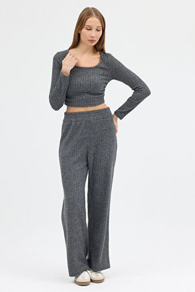 Eco Sense Two Piece Women's Set - Crop Top and Oversize / Wide Leg Pants