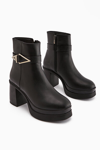 Limoya Hilda Black Buckle Detailed Platform Heeled Women's Boots