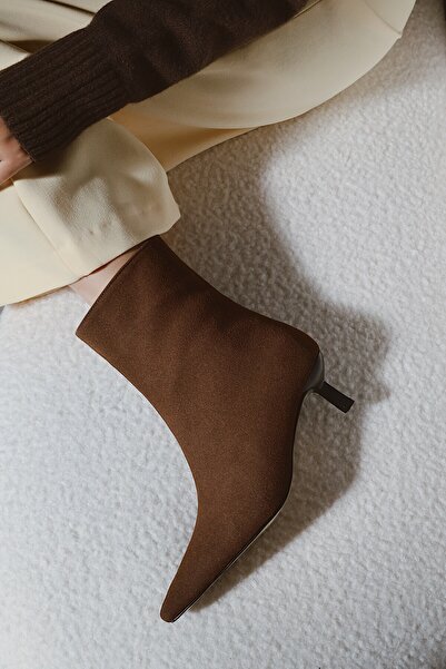 POLKA STORE Дамски ботуши с остри върхове, ниски токчета и цип