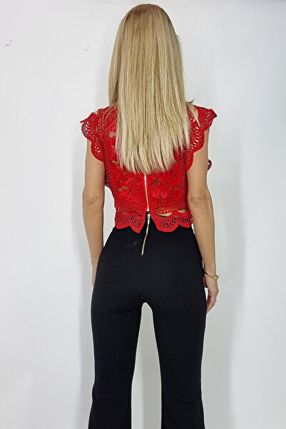 FashionForYou Ryna Sleeveless Lace Shirt, Red
