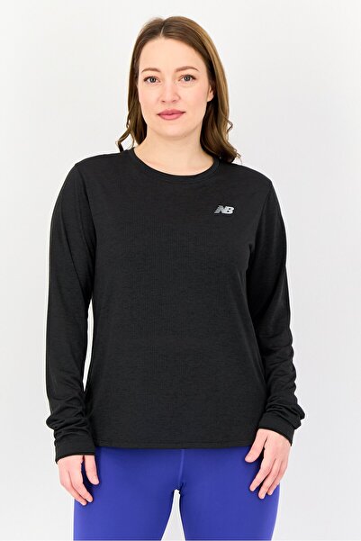 New Balance Women Standard Fit Long Sleeve Training Top, Black