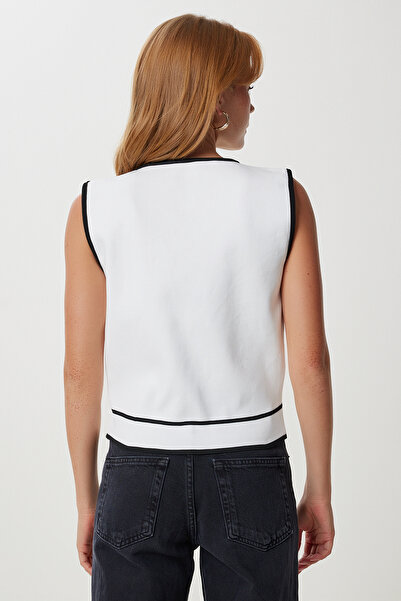 Lovelyİstanbul Contrast Stripe Ribbed Knit Vest Lyy0101 White