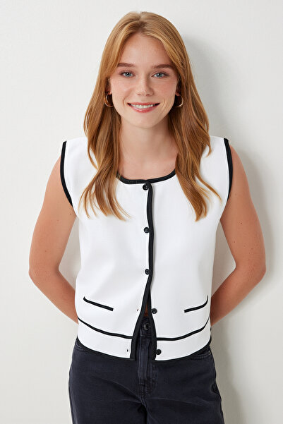 Lovelyİstanbul Contrast Stripe Ribbed Knit Vest Lyy0101 White