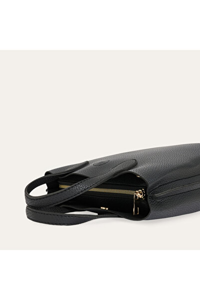 Mudo Leather Look Strap Handbag