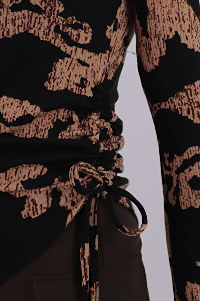 armonika Γυναικεία μαύρη-μπεζ ασύμμετρη μπλούζα με μακρυμάνικο μπλουζάκι με σχισμή στο κάτω μέρος της φούστας ARM-26K001022