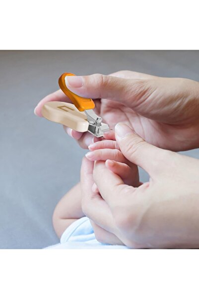 Flippy Baby Nail Care Set, Flippy, Bear-shaped Storage Case, 10 x 9.5 cm, Yellow