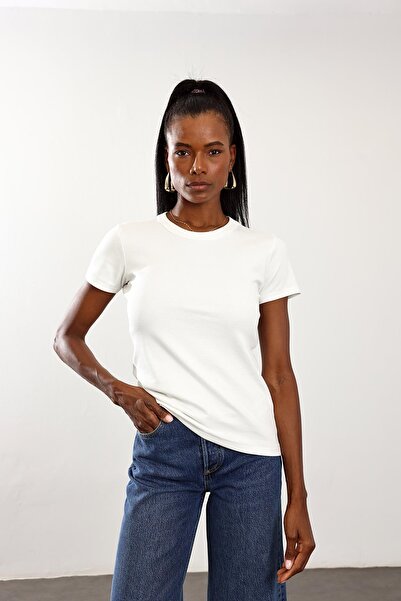 5in1Canpolat Ecru Fit Basic T-Shirt