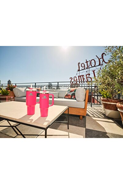 Stanle Stanley Quencher H2.0 Tumbler 40 oz | Insulated Stainless Steel | BPA-Free | Hot Pink