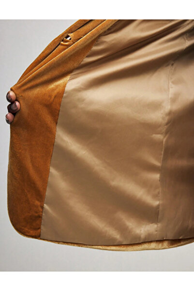 Sheya Sheya suit, brown