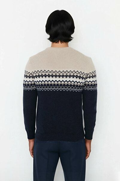 PayBuy Men's Fitted Ethnic Patterned Crew Neck Knit Sweater Ideal for Winter Days a Stylish and Comfortable One