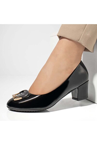 Modlet.ro Women's glossy black thick-heeled shoes with metallic accessory MOD...