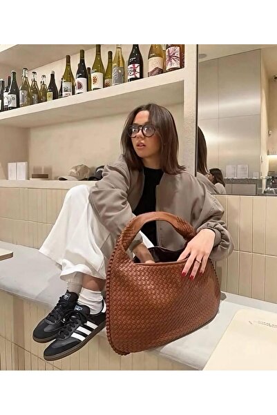 RumyaCollection Дамска голяма плетена чанта с мотиви, стилна и подходяща за всеки ден Taba