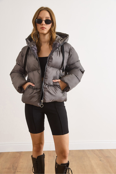 Olalook Women's Gray Pocket Hooded Puffer Coat Kbn-19000021