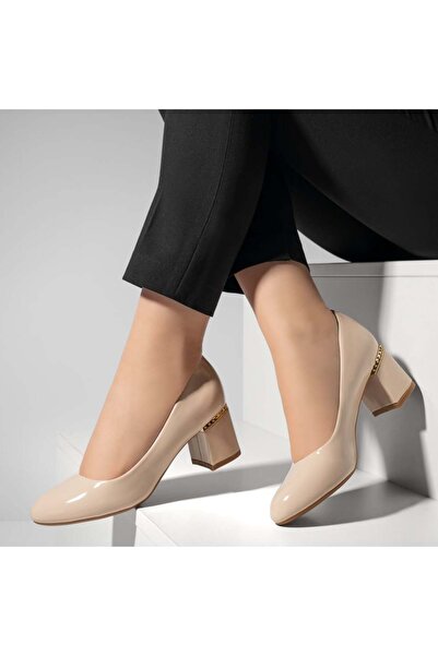 Modlet.ro Women's beige glossy chunky-heeled shoes MOD02838