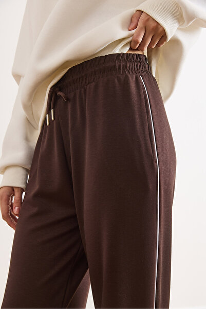 Olalook Kadın Kahverengi Yanı Biyeli Dökümlü Cupra Modal Eşofman Altı EŞF-00000084