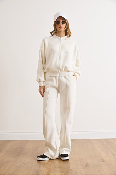 Olalook Kadın Beyaz Fermuarlı Üst Dikiş Detaylı Alt Eşofman Takımı ETKM-0000085