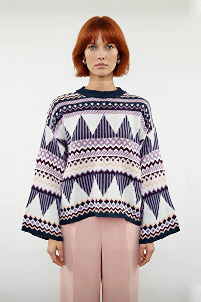 PayBuy Women's Oversized Ethnic Patterned Crew Neck Low Sleeve Knitwear Sweater Is a Stylish and Comfortable Choice for Winter