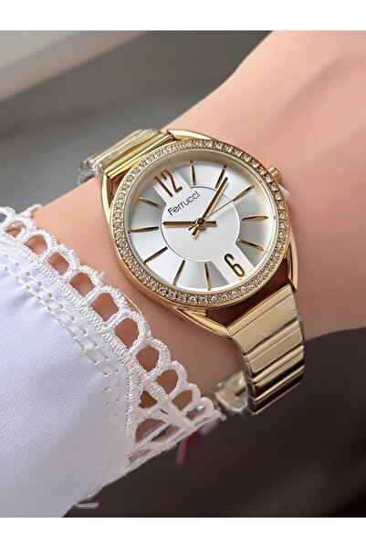 Ferrucci ساعة يد نسائية بإطار حجري دائري ومينا أبيض وسوار معدني ذهبي