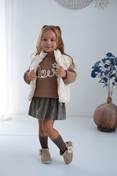 Mumenim Minto Kız Çocuk ve Bebek Bej Bot - Süet Ortopedik Kaymaz Taban Kışlık Kar Botu Kürklü Çiçek Figürlü