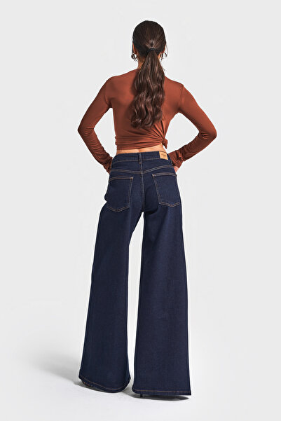 its basic Women's Indigo Color 7W5-50 Super Palazzo Fit Stretchy Elastane Fabric Denim Jean