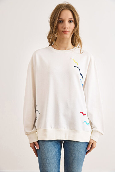 Olalook Kadın Beyaz Martı Palmiye Nakışlı Şardonsuz Kalın Sweatshirt SWT-19000763